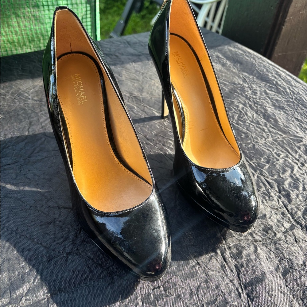 Michael Kors Shiny Black Heels
